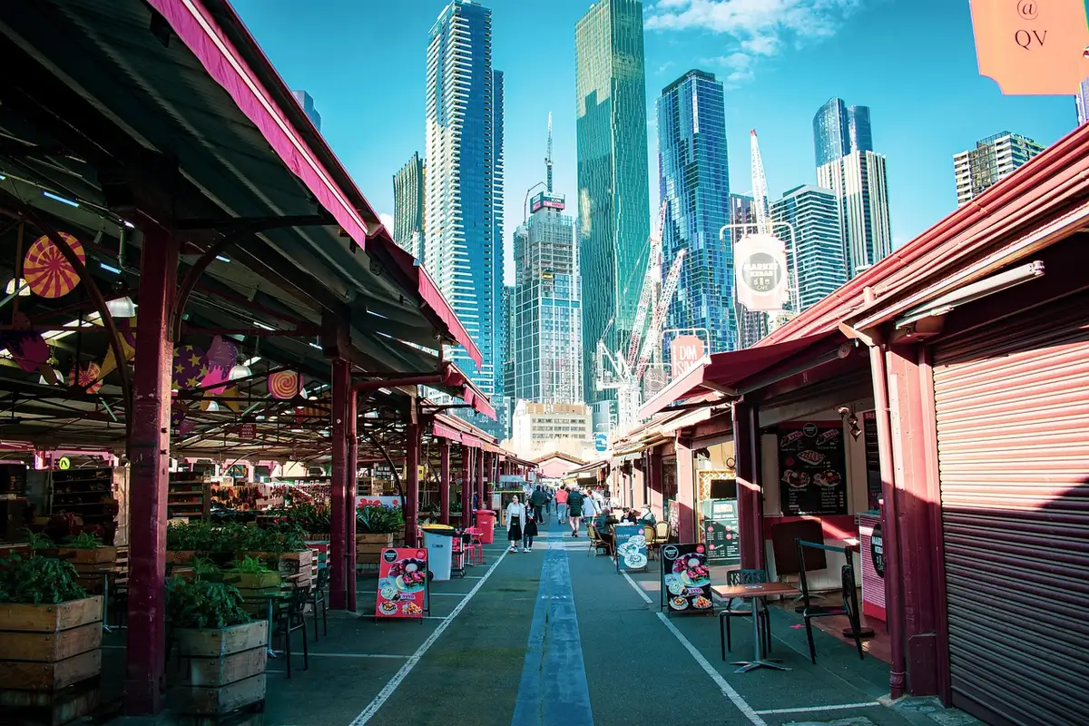 Melbourne Stadtsilhouette mit kulturellen Wahrzeichen